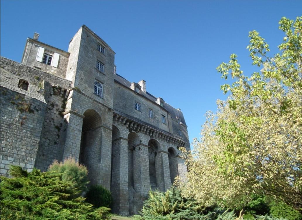 Maison De Campagne Cosy Pons Exterior photo